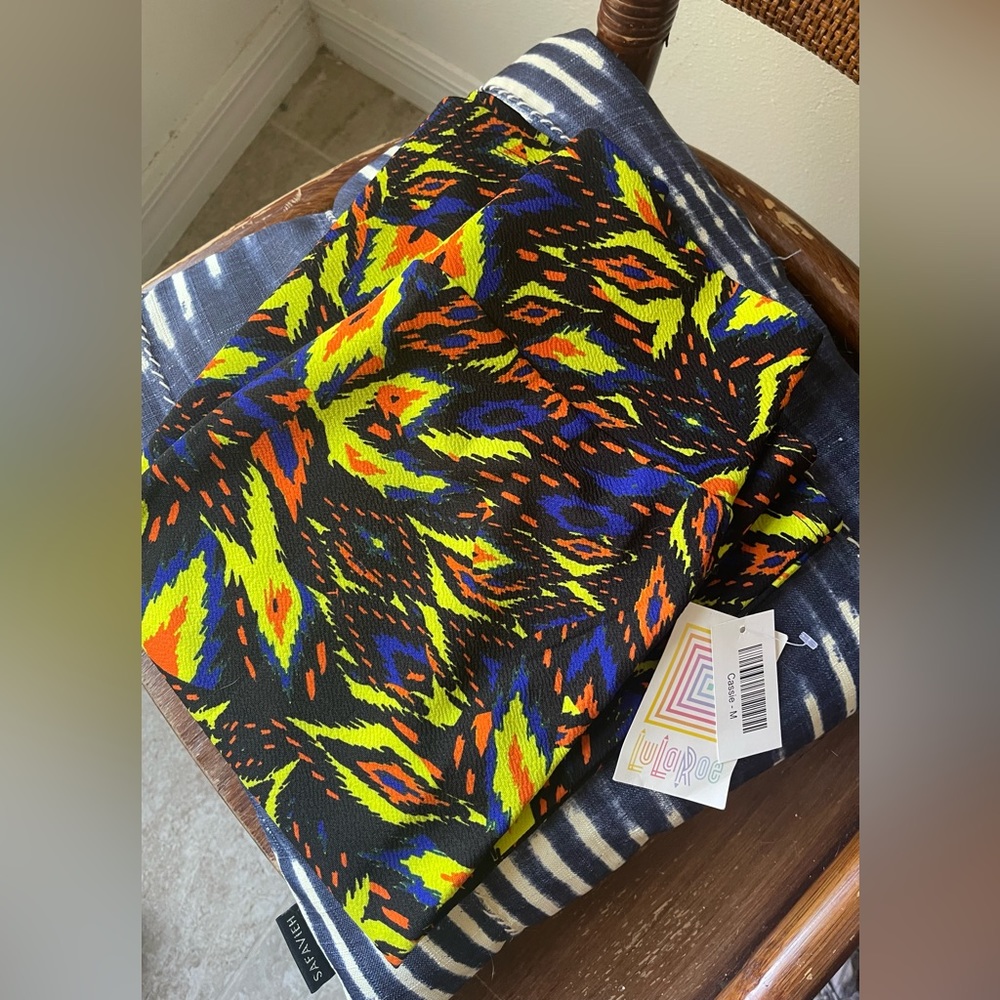 LuLaRoe Cassie Skirt size M NWT